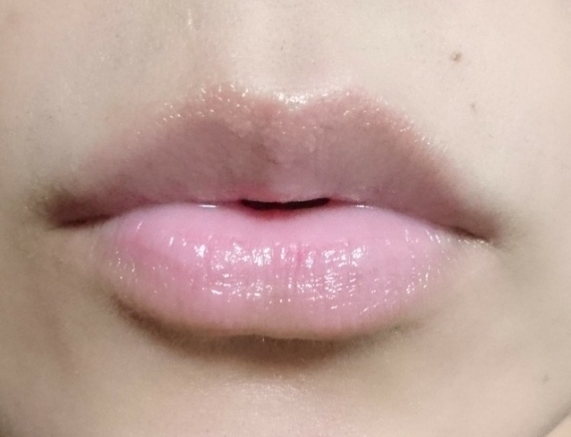 口コミ：シャルレ「唇のための美容液 エタリテ リップエッセンス」を使ってみました。の画像（3枚目）