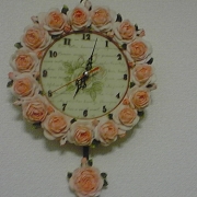 薔薇いっぱいの時計