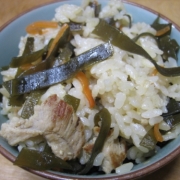 ジューシー　沖縄の炊き込みご飯
