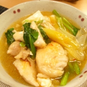 鶏むね肉と豆腐の中華風ネギスープ