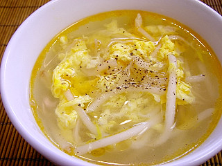 簡単中華スープの画像（1枚目）