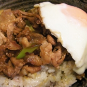 トン丼☆目玉焼きのせ