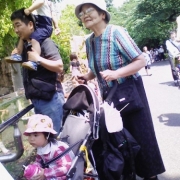 田舎のおばあちゃんと動物園へ