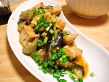 口コミ：鶏肉とナスの味噌炒め　山形のだし風　食べるラー油のサラダの画像（3枚目）