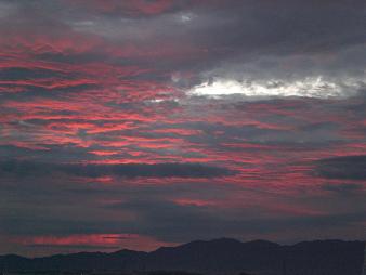 哀愁の秋空の画像（1枚目）