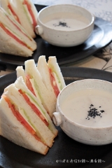 口コミ記事「大豆サポニン入りの薩摩芋ポタージュとサーモンサンド。」の画像