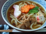 きねうち麺で年明けうどん 