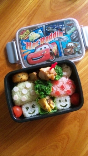 きっきっきのこのお弁当。の画像（1枚目）