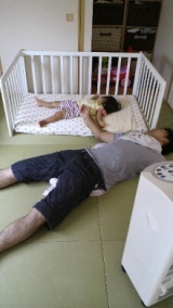 みんなの投稿 添い寝派ママの見方 おふとんサークル ママコラボ布団とのセット Katoji カトージ Fan