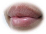 口コミ：唇ツヤツヤでぷるんっと潤う♪『ColdZyme LIP BALM / 酵素リップバーム 』の画像（4枚目）