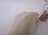 口コミ：洗い流さない泡の美容液 「明色モイスチュア濃密泡美容液」の画像（4枚目）