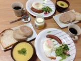 口コミ：朝食風景。アンデルセンのグッドモーニングセットで簡単に準備できた♩の画像（7枚目）