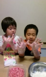 口コミ：こまめ手袋で幼児でも簡単シウマイ作りの画像（8枚目）