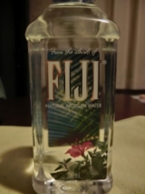 FIJI WATERの画像（1枚目）