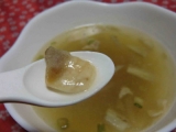 口コミ：具だくさんのオリーブオイル＆しょうが風味のごぼうスープ・はかた地どりの水炊き風スープ・１の画像（11枚目）