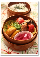 口コミ記事「豚こま肉団子と彩り野菜のスイートチリ弁当」の画像