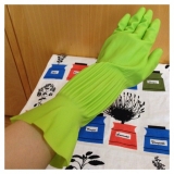 口コミ：手荒れ対策に☆ 女性の手を考えたぴったり機能のゴム手袋の画像（2枚目）