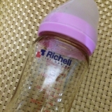 口コミ記事「軽くて、持ちやすい哺乳瓶〜広口PPSUほ乳びん（リッチェル）〜」の画像