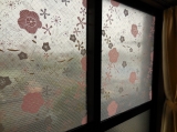 口コミ：【当選】＜kraso＞窓いっぱいのお花畑 花咲くウィンドウデコ 断熱シートの画像（8枚目）