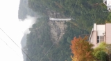 「秋雨と那智の滝」の画像（1枚目）