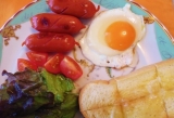口コミ：時間制限の朝ごはん～バタートーストに美味しい目玉焼き添えて～の画像（1枚目）