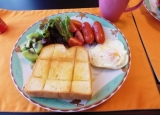 口コミ：時間制限の朝ごはん～バタートーストに美味しい目玉焼き添えて～の画像（2枚目）
