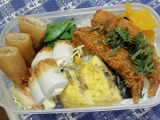 「エビフライ丼弁当」の画像（1枚目）