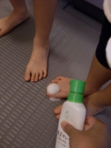 口コミ：子供と一緒に簡単爽快足洗い～素足ｷﾚｲ泡せっけん～の画像（3枚目）
