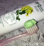 【白くま化粧品】グリーンプロポリス歯磨き粉★レポの画像（5枚目）