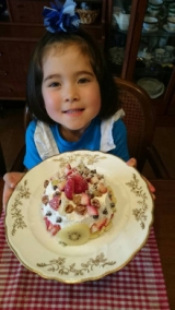 口コミ：母の日に「レンジで作るいちごケーキミックス」で感謝のケーキ作り♪｜カナダと日本のハーフキッズモデルのニコニコブログ♪の画像（3枚目）