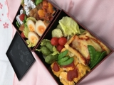 「アカシアとパーティーとお花見弁当」の画像（3枚目）