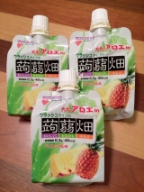 口コミ記事「マンナンライフ☆大粒アロエinクラッシュタイプの蒟蒻畑パイナップル味」の画像