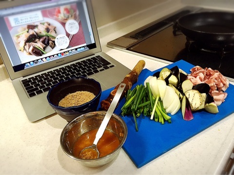 口コミ：ローソンフレッシュ☆献立食材3日目は豚と茄子、玉ねぎの味噌炒め・きゅうりとトマトのサラダ♫の画像（2枚目）