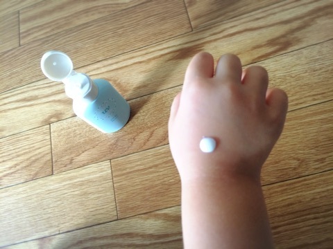 口コミ：シャルレ子どもから大人まで使えるマイルドUVミルク日やけ止め乳液。の画像（6枚目）