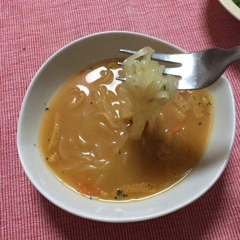 口コミ：選べるスープ&フォー 緑と赤のアジアンスープ♡の画像（4枚目）