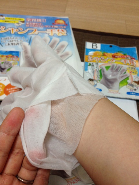 口コミ：【拭くだけでサッパリ！】魔法の手袋 シャンプー手袋の画像（6枚目）