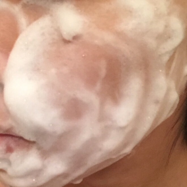 口コミ：クリーミーな泡で毛穴の汚れを落とし、美的毛穴へと導く洗顔フォーム♡の画像（11枚目）