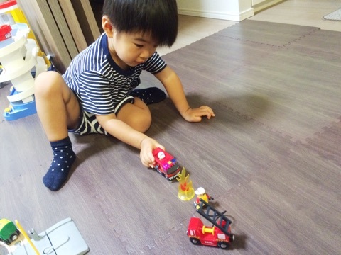口コミ：三歳のブリオデビュー☆自宅でレスキューセットを満喫の画像（4枚目）