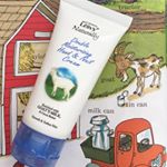 レイヴィー ハンド&ネイルクリームゴートミルク をモニターさせていただきました🐐届いてから数日間、水仕事の後につけています💐コックリとしたハンドクリームにはゴートミルクと尿素のダブル保…のInstagram画像
