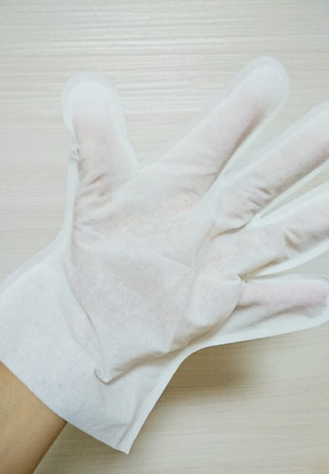 口コミ：【コーデ、レポ】しまむらパーカー✕タイトスカートでワントーンコーデ、からだふき手袋をお試しの画像（5枚目）