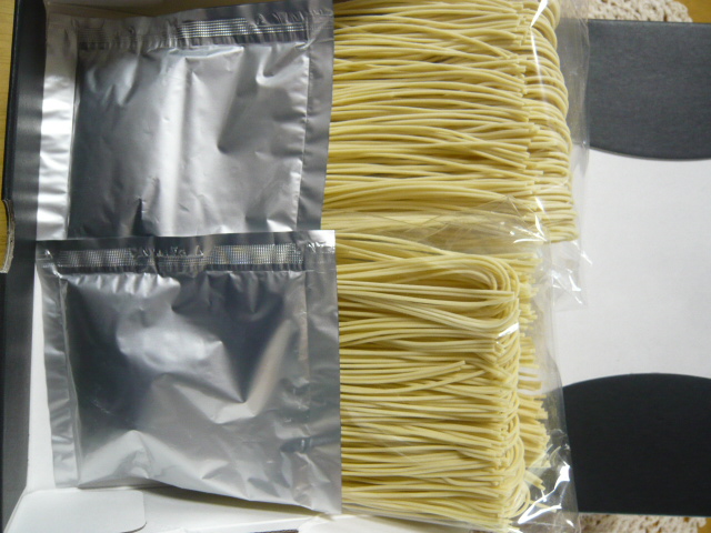 口コミ：動物性原料不使用！なのに豚骨ラーメン？新発売の一番食品とんこつ風ラーメンの画像（2枚目）