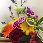 花があるっていいなぁー。毎日は、正直💰が、、、だからたまにね。#flower #flowers #キレイ#beautiful カワイイ#可愛い#kawaii #癒し#フラワーアレンジメ…のInstagram画像