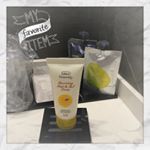 .モニプラさんから届いた『レイヴィーハンド&ネイルクリームローヤルゼリー』。ローマのホテルにて。イタリア旅行中も愛用しています！😉👐のInstagram画像