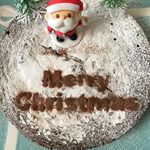 今年のクリスマスケーキは、ガトーショコラ❤型は、わざわざPCで出してくり抜きました🤣#勝手にルノーブル40周年祭り #クリスマステーブル #moniplaのInstagram画像