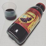 #有機アロニア100%果汁 は メディカルフルーツと呼ばれる #アロニア 果実を有機栽培した新鮮な果実から冷却加圧搾汁され低温殺菌されるので有効成分を損なうことなく瓶詰。  #aroniada #mo…のInstagram画像