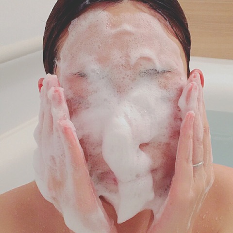 口コミ：米艶 密着濃厚泡 洗顔石鹸❷の画像（3枚目）