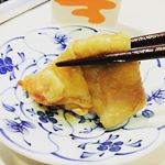 鎌田商事の『だし醤油』。これがないとうちのご飯は成り立たないと言っていいほど、もはや我が家の必需品となっています。今度は娘の大好きな鶏皮焼きに使ってみました。パリパリに焼いた皮をそのま…のInstagram画像
