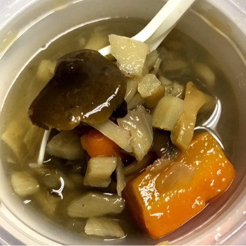 口コミ：
  ごぼうのごろごろ野菜たっぷりスープ@モンマルシェ、チーかま、玉子サンド@ランチ、シュトーレン
の画像（1枚目）