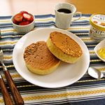 本日は #オーマイplus #グラノーラパンケーキ に #ソントン #はちみつスプレッド ♥野菜不足なので #すっきりフルーツ青汁 も一緒に☆固めのスプレッドなので塗りやすく温かいものだと食べる時…のInstagram画像