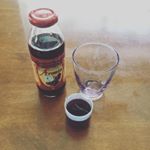 んーそのままだと渋い！！！アロニア果汁100%、ポリフェノールたっぷりって感じです甘みの付いたサイダーで割ると飲みやすくなりますよ♪#アロニア #アロニア果汁 #aroniada #m…のInstagram画像